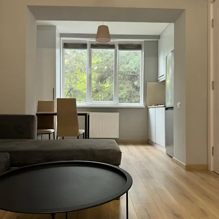Cosy Apartment In The City Center Tbilisi Exterior photo